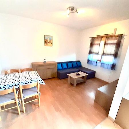 Apartments Belic With Pool ييلسا المظهر الخارجي الصورة